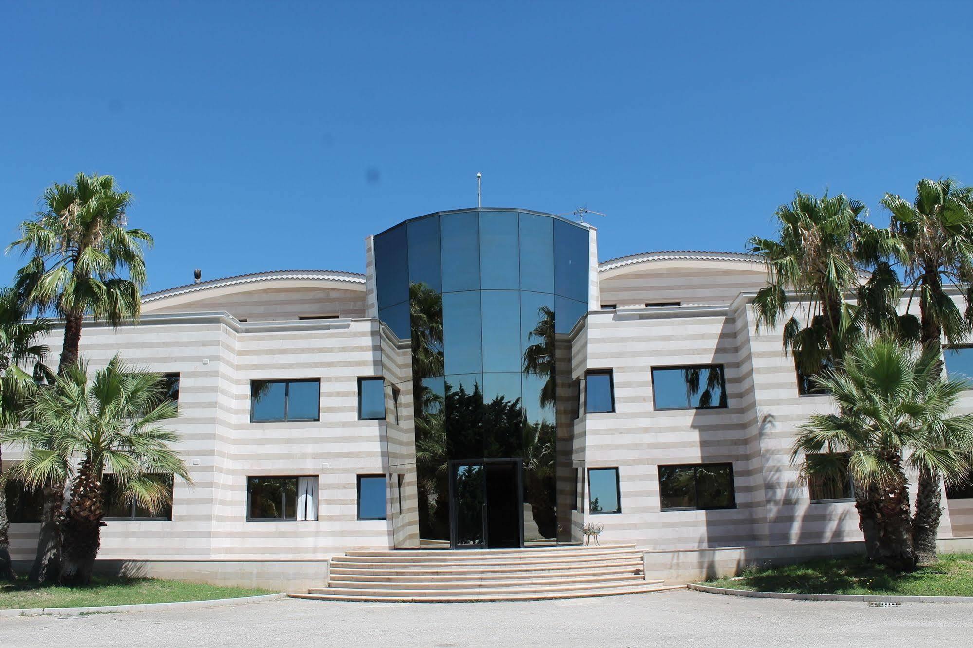 Villa Pinto Lucera Bagian luar foto
